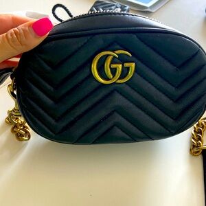 Gucci cross bag black